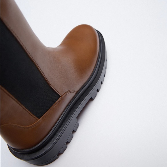 Zara LOW HEELED LUG SOLE LEATHER ANKLE BOOTS 7.5/38 NEW - Picture 13 of 14